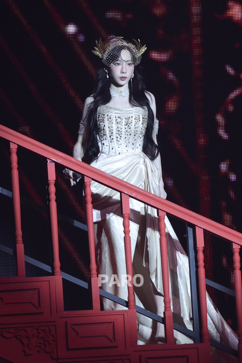 250309
👑
#태연 #TAEYEON