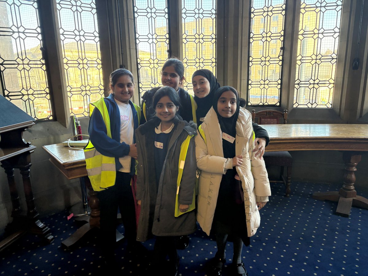 Bradford Girl Power 2025
A team of 5 Year 5 girls visited Bradford City Hall this week to take part in a project named Bradford Girl Power. They are learning about gender inequality in sport and how they can help redress the balance.