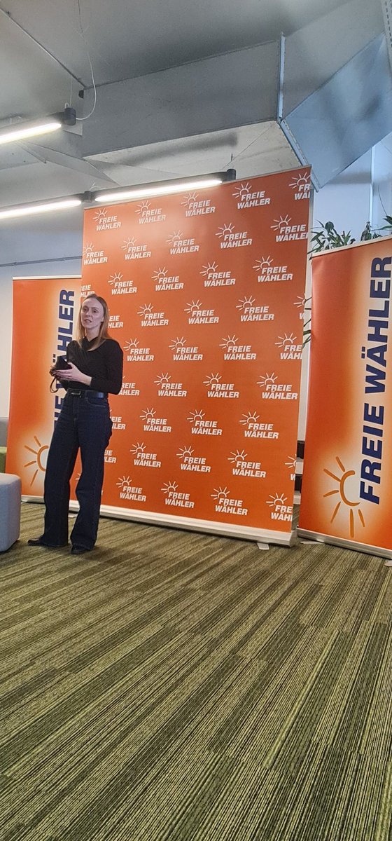 FWHessen's tweet image. 🇩🇪 FREIE WÄHLER: HESSEN BRAUCHT EINEN NEUSTART! 🚀

CDU, SPD, Grüne &amp;amp; FDP? Zu viel Chaos, zu wenig Lösungen!
❌ Kita-Mangel &amp;amp; marode Schulen
❌ Kommunen in der Schuldenfalle
❌ Verkehrspolitik ohne Verstand

💪 WIR MACHEN ES BESSER! 2026 holen wir uns die Kommunen zurück! ✊
