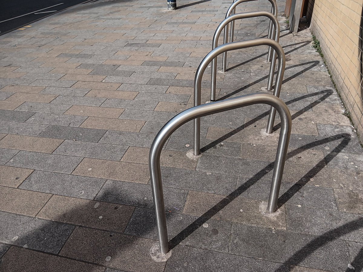 Bus stop DS2A on Digbeth High Street strewn with litter, cigarette butts and plastic wrappers blowing around. Not helped by the council not providing a bin (requested 3 times?  It doesn't help having a bus pole serving x6 busy bus routes and the 50 has 1 shelter <a href="/ShabanaMahmood/">Shabana Mahmood MP</a>