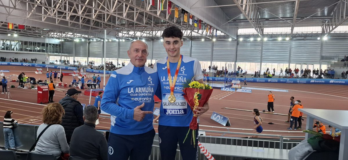 Rodrigo Fito (La Armuña), campeón de España sub-20. El salmantino fue profeta en su tierra y se llevó el oro en la final del 200 metros masculinos (21.10).