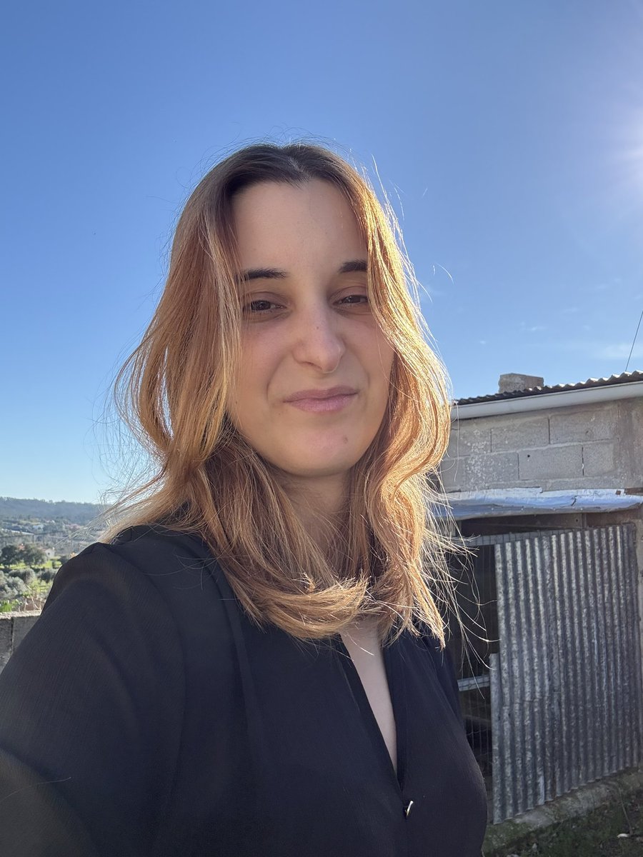 Happy birthday to me #35aninhos vamos la a mais um ano a ser e fazer o melhor que posso e sou, a tentar fazer as melhores escolhas. Espero que sejamos todos muito felizes cada um a sua maneira, e amem muito as vossas pessoas e animais. O tempo é tudo e passa rápido. Sejam felizes