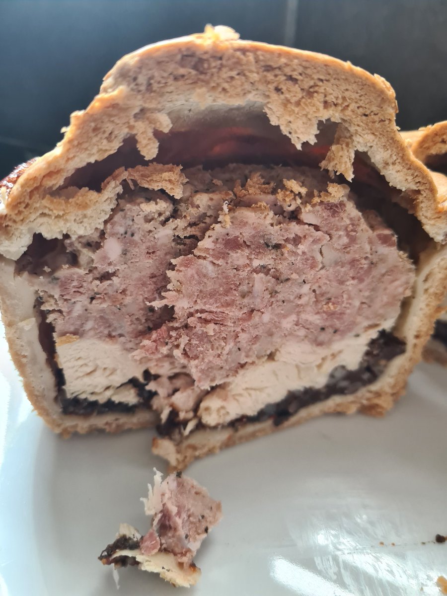 thelifeofpies's tweet image. Behold the Countryman pie from Staffordshire Butchers. Pork, chilli jam, chicken breast &amp;amp; black pudding. A beast of a pie with a cracking bit of layering. Pork is lightly seasoned with sage and pepper, the fruity chilli jam is subtly mixed in with the black pudding #pie #porkpie