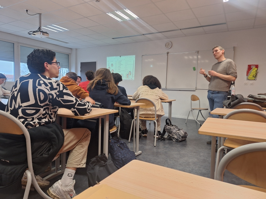 Dans le cadre du Parcours Avenir, plusieurs interventions ont lieu en janvier/février pour accompagner nos Terminales dans leur orientation. Au programme : présentation des différents parcours post-bac : URCA, BUT, IFSI, CPGE#ParcoursAvenir #LycéeBouchardon #FuturÉtudiant