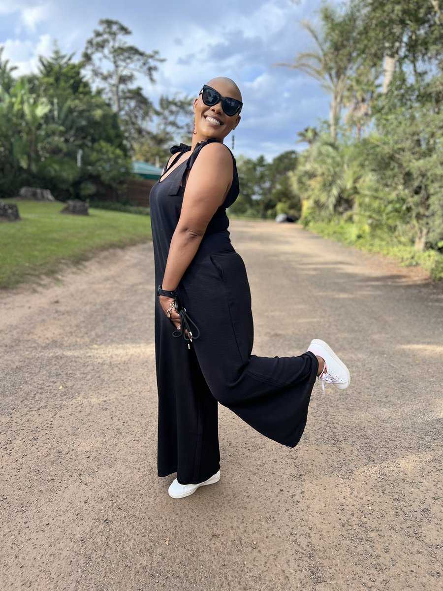 MicTshepi's tweet image. +1 🎈🐘 Happy Birthday Ndlovukazi. 
Grateful to God for another year around the sun 🫶 God’s grace has really carried me and I’m so grateful 🙏🏾

This post is really about F8 &amp;amp; 9 , My girl 🐘 making sure I don’t leave after our 2km walk 🥺

#Birthday #9March #ElephantSanctuary