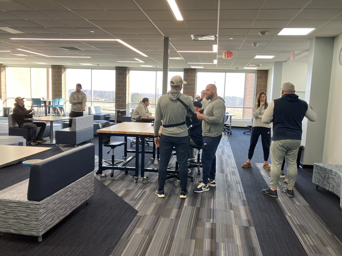3rd Annual Valley View Football coaching clinic was a great success! Great day being able to build relationships and talk football with coaches from every level of VV football!