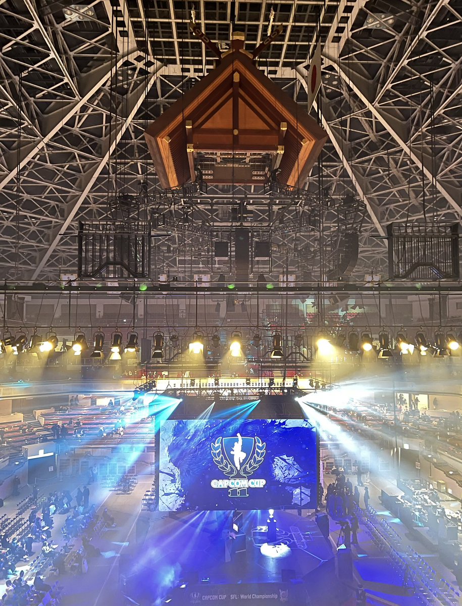 カプコンカップ 11、3日間夢のような空間でした。一生の思い出になりました。格ゲーってえぇなぁ。