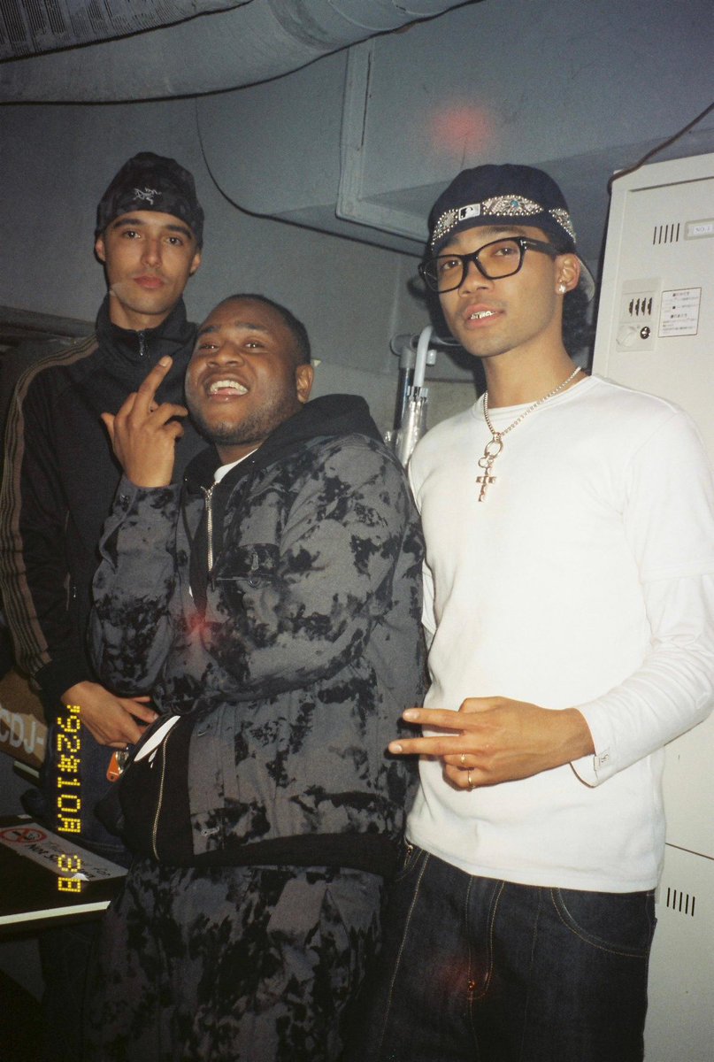 paralleltheory_'s tweet image. Just travelled the world on my solo for 2 months touring to fans I never knew I had. 

Not that anyone cares but… I did that, proud of myself. longest I’ve been away from home. 

Japan, Australia, Mumbai, Bangkok, Hong Kong, Shanghai &amp;amp; Chengdu.