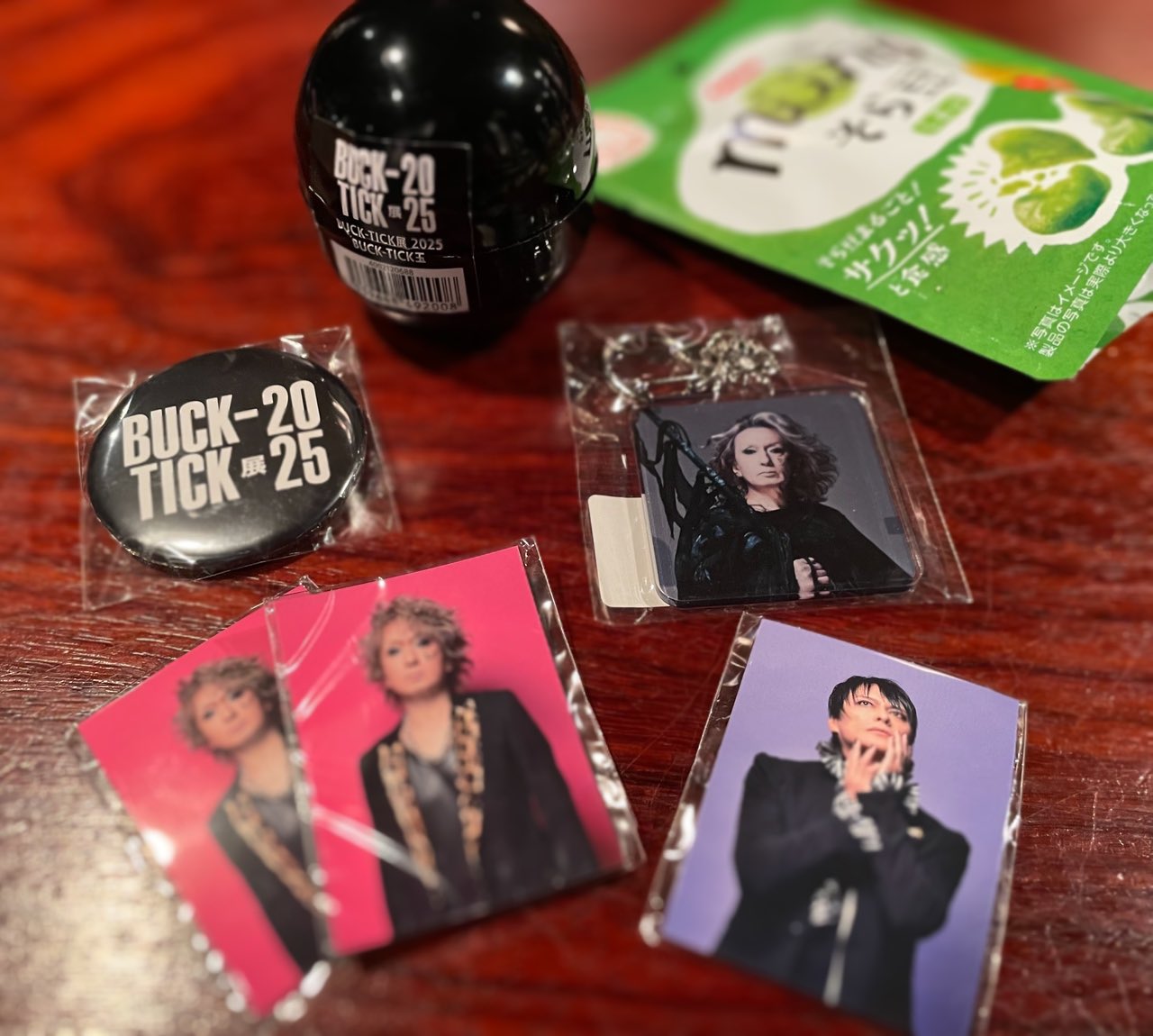 BUCK-TICK玉 5人全員 缶バッヂ - メルカリ