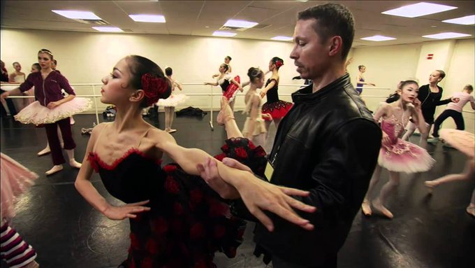 Gibboanxious's tweet photo. Honourable Mention: #FirstPosition
A really interesting documentary about six young ballet students, all from different backgrounds, who prepare for the @YAGP (Youth America Grand Prix), a competition in which schools and companies from around the world scout for new talent. https://t.co/1OuIciFF8K