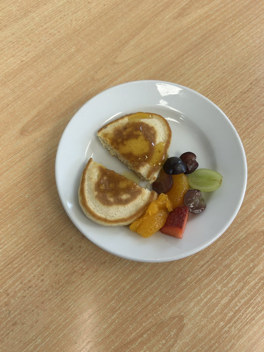Care_Scotland's tweet photo. Flipping fantastic! 🥞✨ Our talented residents got creative this Pancake Tuesday, whipping up some delicious (and beautifully decorated!) treats. From classic lemon &amp; sugar to fruity delights, the results were as delightful as the smiles on their faces!
#PancakeTuesday https://t.co/X2PhddCheB