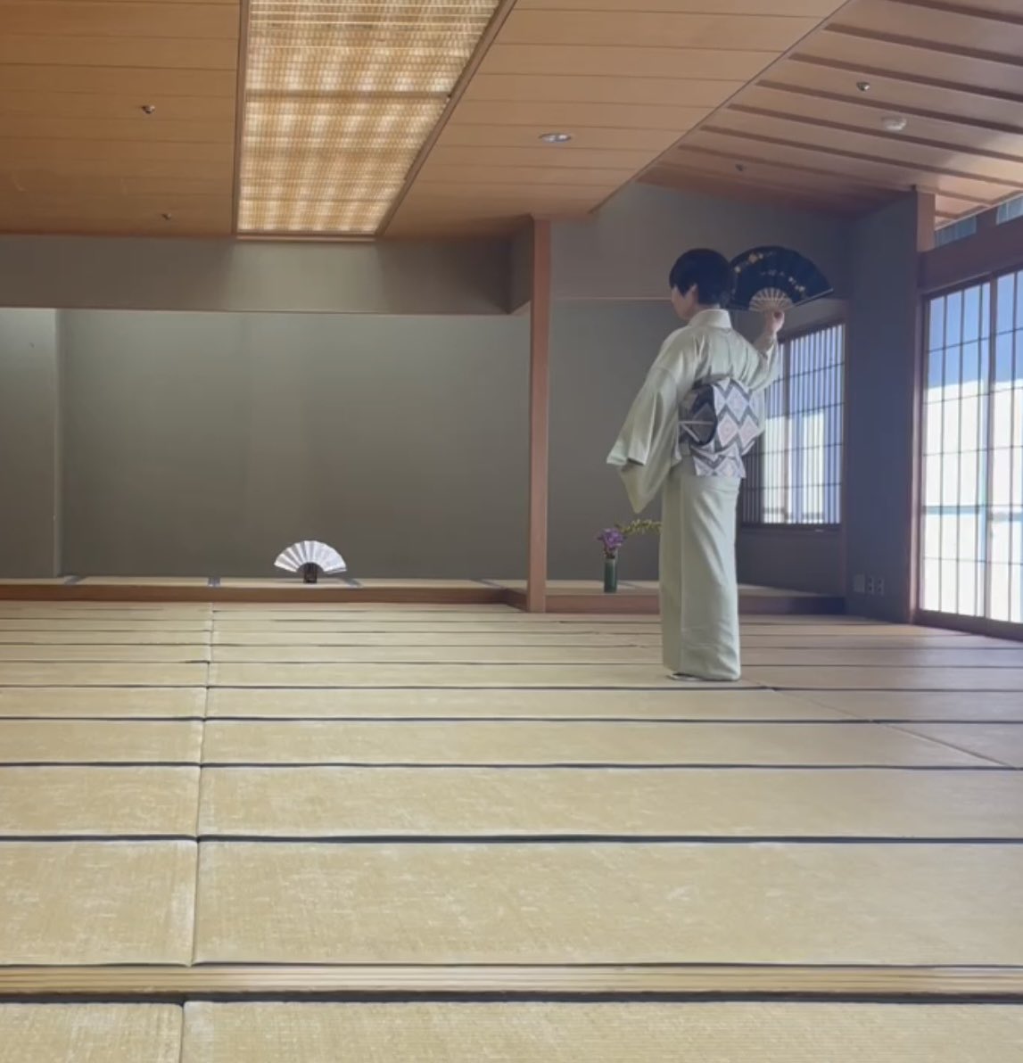 undo_ctrl_z's tweet photo. お扇子に踊らせて貰った…
みんなに良かったと言ってもらえたので嬉しい✨ https://t.co/CvjMmMDDkH