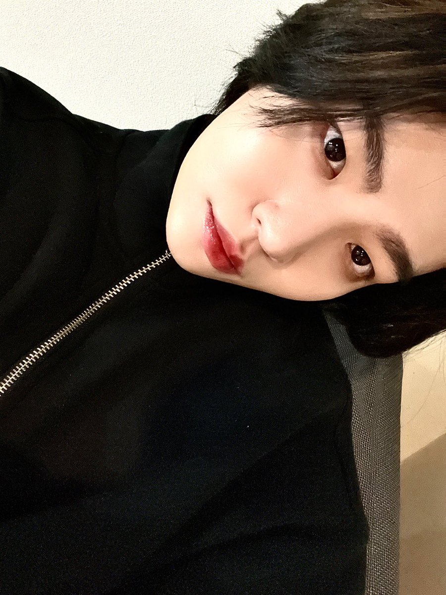 2日目の公演きてくれてありがとうございました❕

次は水曜日に会いましょう❤️

NEXT➡︎3/12 19:00〜
#CHOISEON #최세온 #チェセオン