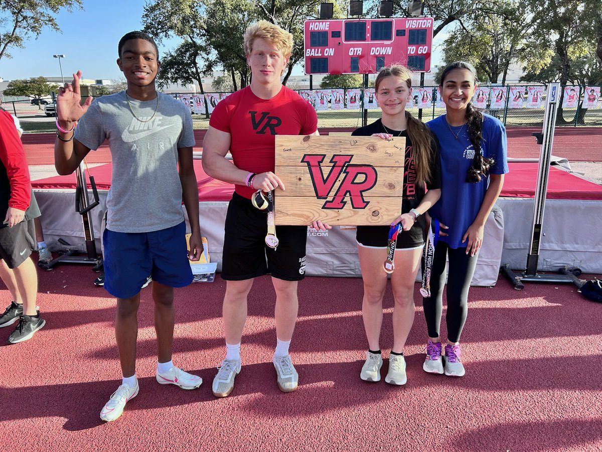 Congrats to our VR award winners from Liberty Hill and Buda Johnson. E. Jackson, N Cochran, Lilia Reus, and I. Schokman