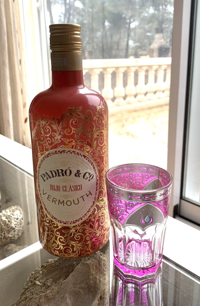 Com m’agrada el moment vermut🍸<a href="/VermouthPadro/">Vermouth Padró & Co.</a> 💖