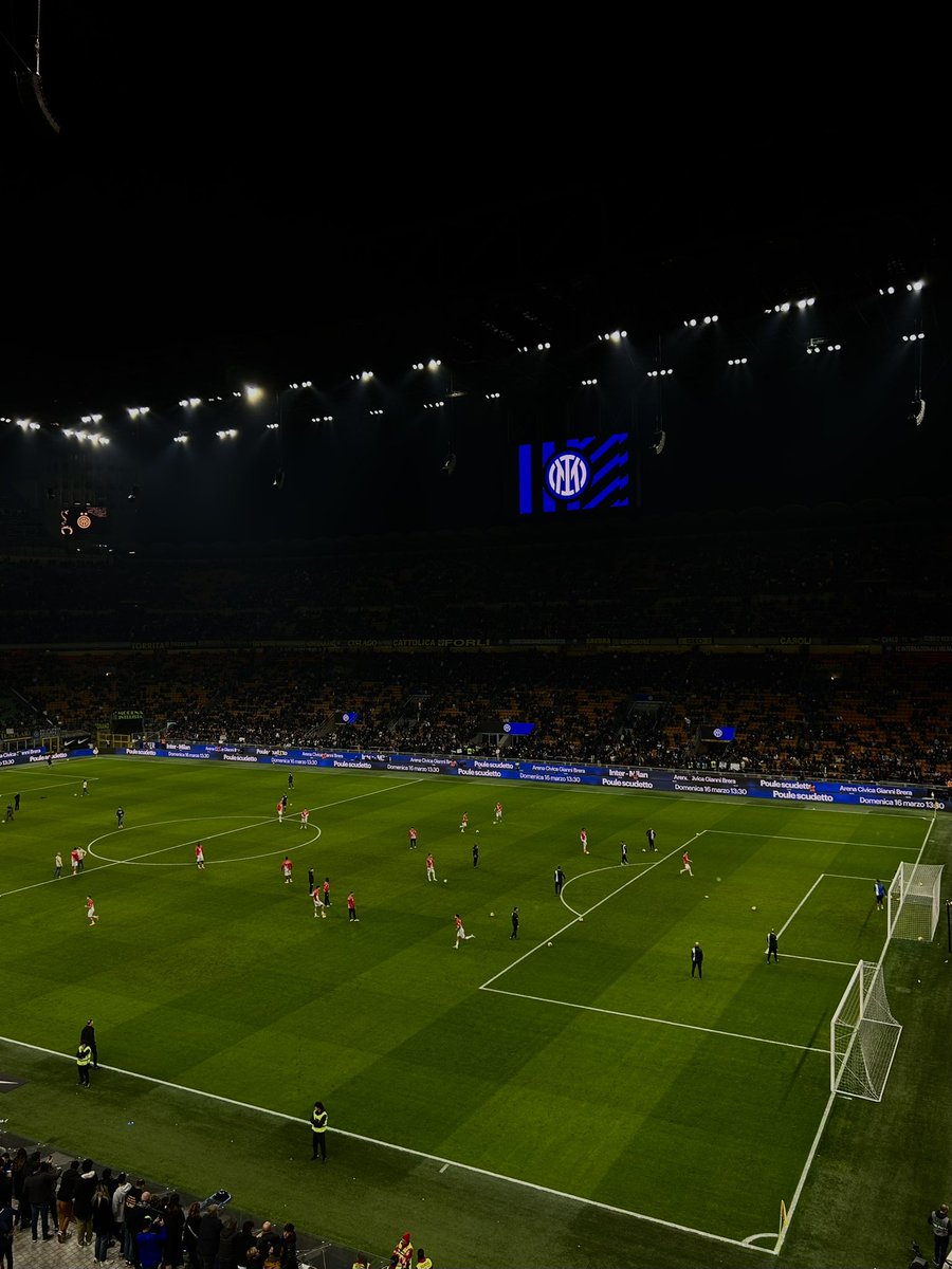 lucremaritano's tweet photo. Inter-Monza ⚽️🏟️ https://t.co/VC9BT6IDRH