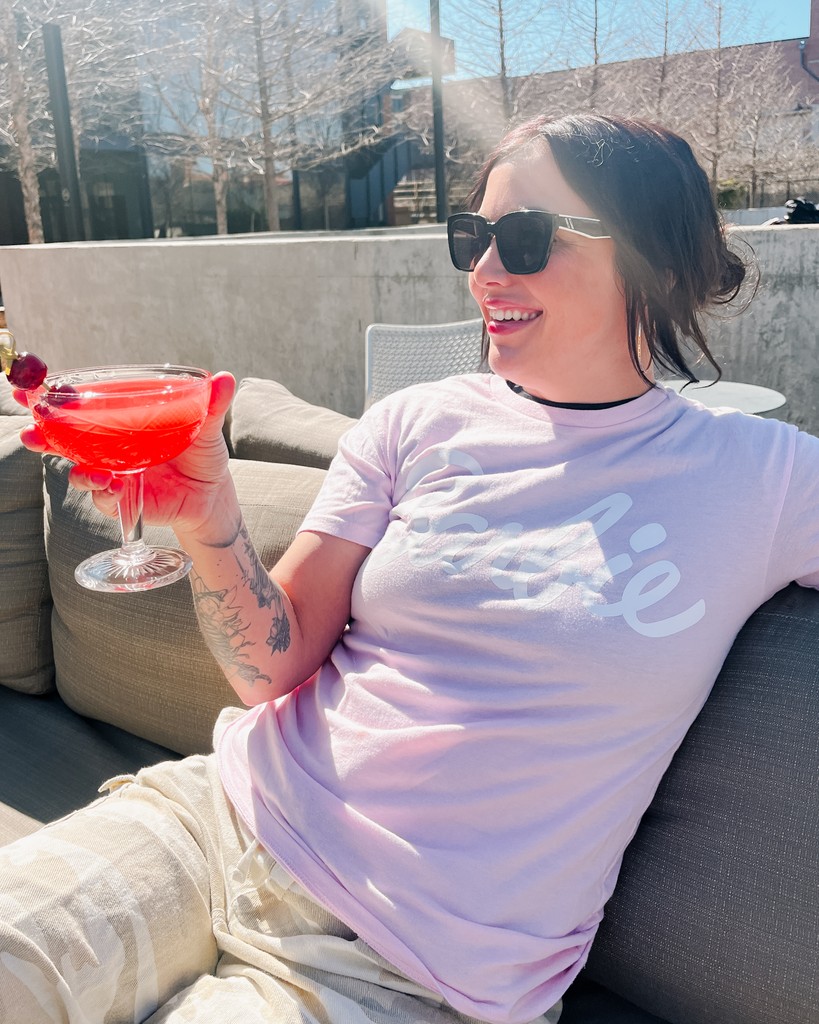 “Come on, Barbie, let’s go party!” 💖 Celebrate National Barbie Day with us by dressing in your best Barbie outfit and get your first cocktail for just $1! 🍸

#ParlorVibes #EatOKC #DrinkOKC