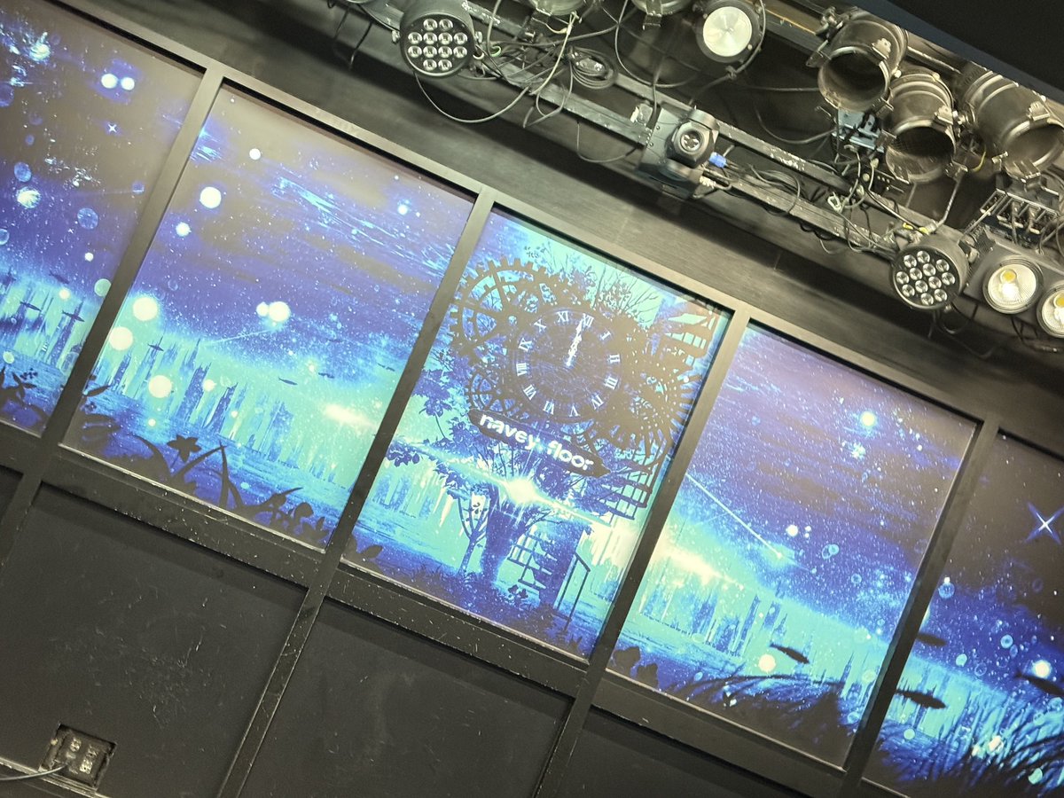 赤坂navey floorありがとうございました‼️
2回目の東京とは思えないくらいの景色が見れました！
久しぶりに東京のファンの方々に会えて嬉しかったです✨
配信も見てくれたみんなありがとね~！！
次は大阪！
3月11日南堀江knaveで待ってるよー！