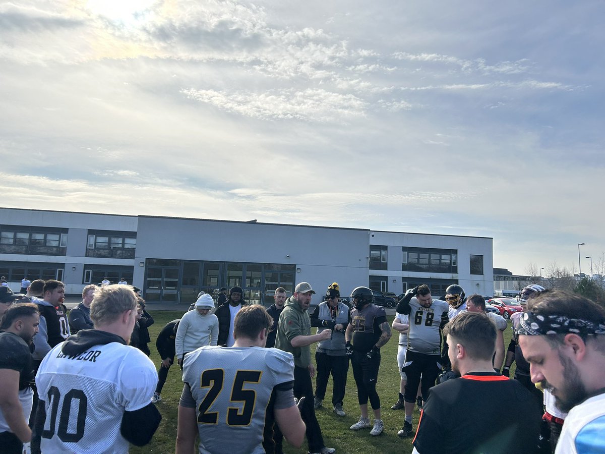 <a href="/SandwellSteeler/">Sandwell Steelers</a> Hc <a href="/CoachMalbon/">Ben Malbon</a> breaks down this weeks practice ⚫️⚒️🔴