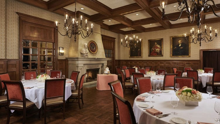 That restaurant reminds me of Lawry's on La Cienega. I live near there and drive past every so often. I NEVER see any cars/customers, but I know it's still open. The Benihana next door closed years ago.   #DarknessAtNoon