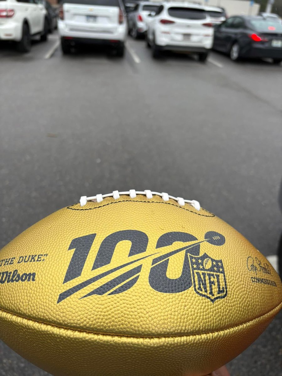 Michael Bowens Jr (@michaelbowensjr) on Twitter photo Big day for me at <a href="/RivalsCamp/">Rivals Camp Series</a> Series. Came home with the Golden Football.<a href="/Rivals/">Rivals</a> <a href="/DexPreps/">DexPreps</a> <a href="/HallTechSports1/">Hall-Tech Sports</a> @NE_Ok_HS_Sports <a href="/coachbclause/">Blaine Clausell</a> <a href="/AL_Recruiting/">AL Recruiting</a> <a href="/Alabama_Varsity/">Alabama Varsity</a> <a href="/gmfb/">Good Morning Football</a> <a href="/AlabamaFBScoop/">Alabama Football Scoop</a> <a href="/On3sports/">On3</a> <a href="/barstoolsports/">Barstool Sports</a> <a href="/Jason_Higdon/">Jason Higdon</a> <a href="/DownSouthFb1/">Down South</a> <a href="/RecruitLouisian/">Recruit Louisiana™️</a> <a href="/YellowhammerFB/">Yellowhammer Football</a> Big day for me at <a href="/RivalsCamp/">Rivals Camp Series</a> Series. Came home with the Golden Football.<a href="/Rivals/">Rivals</a> <a href="/DexPreps/">DexPreps</a> <a href="/HallTechSports1/">Hall-Tech Sports</a> @NE_Ok_HS_Sports <a href="/coachbclause/">Blaine Clausell</a> <a href="/AL_Recruiting/">AL Recruiting</a> <a href="/Alabama_Varsity/">Alabama Varsity</a> <a href="/gmfb/">Good Morning Football</a> <a href="/AlabamaFBScoop/">Alabama Football Scoop</a> <a href="/On3sports/">On3</a> <a href="/barstoolsports/">Barstool Sports</a> <a href="/Jason_Higdon/">Jason Higdon</a> <a href="/DownSouthFb1/">Down South</a> <a href="/RecruitLouisian/">Recruit Louisiana™️</a> <a href="/YellowhammerFB/">Yellowhammer Football</a>