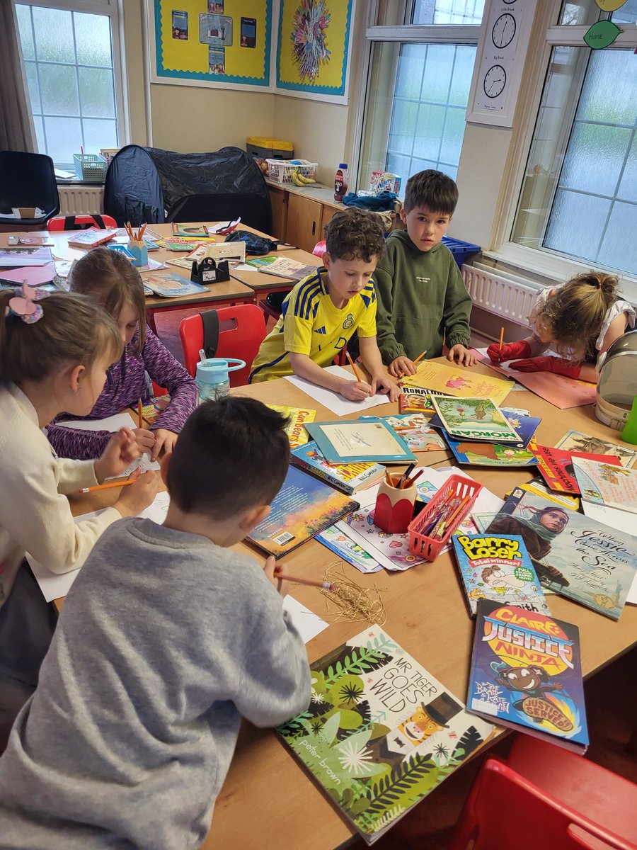 Mrs Murphy's class, having a lovely World Book Day, decorating book marks, sharing books, dressing up and going on a book scavenger hunt. #wbd2025 #worldbookday