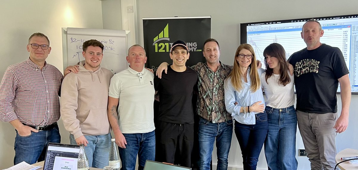 121TradeAcademy's tweet image. Just completed the latest 121 Trading Academy 3-day Seminar.  An incredible group of people attended - much fun was had! 

Such a privilege to launch their investing journey, and partner each mentee to success.  
@TheLensbury @121TradeAcademy