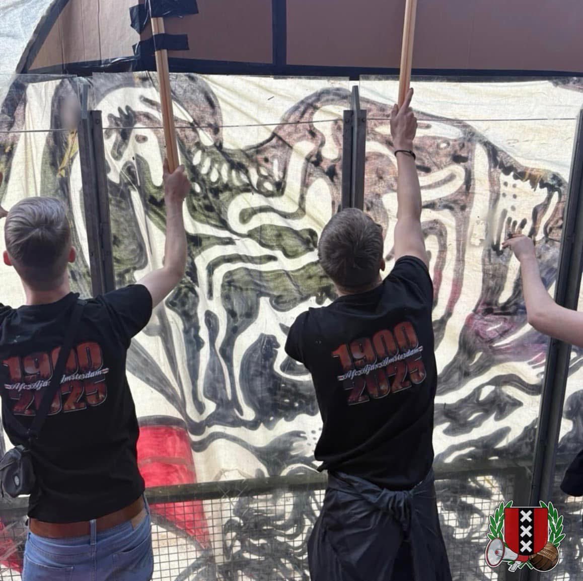Ultras Amsterdam tweet media