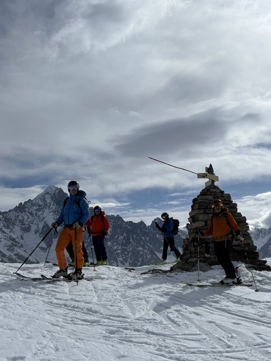 Day 1 with Steve and team #chamonixmontblanc🇫🇷 #skirando #skitouring