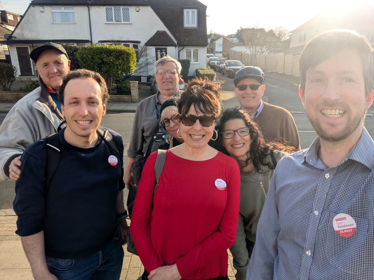 Dan Tomlinson MP (@dan4barnet) on Twitter photo So good to be back on the doorstep in Barnet Vale with <a href="/SueBaker1985779/">Cllr Sue Baker🌹</a>, Cllr Nym Barnes and some fab volunteers.
Big concerns about crime, migration and housing were heard loud and clear.
I know we have to improve things locally and nationally if we're going to rebuild trust. So good to be back on the doorstep in Barnet Vale with <a href="/SueBaker1985779/">Cllr Sue Baker🌹</a>, Cllr Nym Barnes and some fab volunteers.
Big concerns about crime, migration and housing were heard loud and clear.
I know we have to improve things locally and nationally if we're going to rebuild trust.