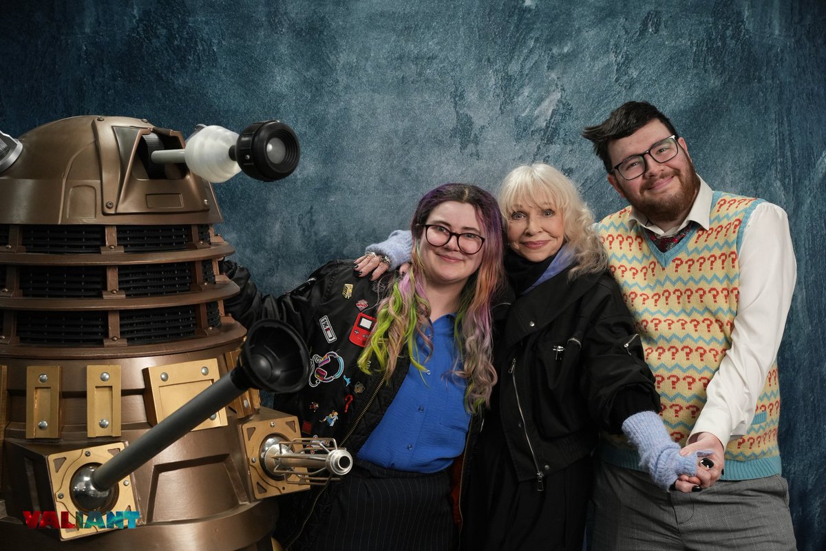 🐸 Spidey 👽 counting down for TTR2 ✨ (@spideykate_96) on Twitter photo Still thinking about what an iconic and surreal moment it was to have <a href="/ManningOfficial/">KatyManning Official welcomes you</a> be my personal stylist because she wanted to see all the colours in my hair 😂🥰
<a href="/misterphipps/">Paul Phipps-Williams</a> is the best and I think these turned out fab, thank you very much!!!! Still thinking about what an iconic and surreal moment it was to have <a href="/ManningOfficial/">KatyManning Official welcomes you</a> be my personal stylist because she wanted to see all the colours in my hair 😂🥰
<a href="/misterphipps/">Paul Phipps-Williams</a> is the best and I think these turned out fab, thank you very much!!!!