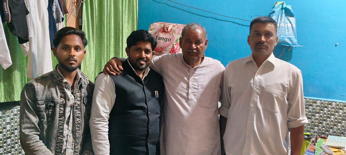 Amarsinghydvmla's tweet image. नरोत्तम सिंह प्रधान नगला पट्टी देवरिया ब्लॉक हसायन को बी.डी.सी. पद प्रतियाशी बनाया गया है एवं उनकी पत्नी को जिला पंचायत सदस्य प्रतियाशी बनाया गया है