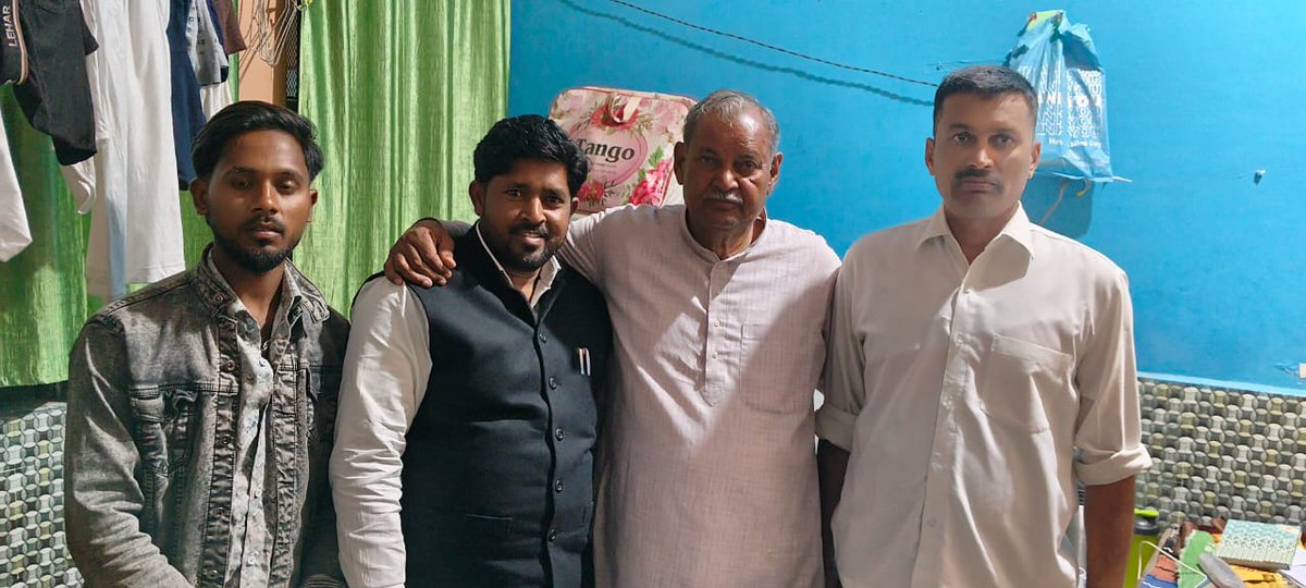 Amarsinghydvmla's tweet image. नरोत्तम सिंह प्रधान नगला पट्टी देवरिया ब्लॉक हसायन को बी.डी.सी. पद प्रतियाशी बनाया गया है एवं उनकी पत्नी को जिला पंचायत सदस्य प्रतियाशी बनाया गया है