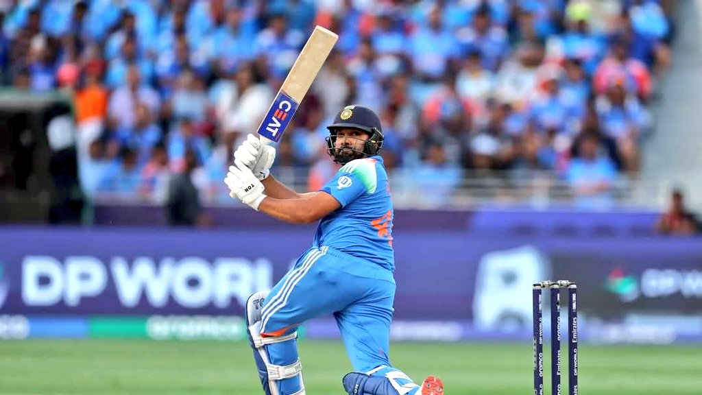 Anuragkotnala2's tweet image. चैंपियंस ट्रॉफी-2025 के फाइनल मुकाबले में भारतीय क्रिकेट टीम ने ऐतिहासिक एवं अद्भुत प्रदर्शन करते हुए न्यूजीलैंड क्रिकेट टीम को 4 विकट से धूल चटाते हुए अलौकिक जीत दर्ज की। 
इस जीत के लिए भारतीय टीम के सभी खिलाड़ियों को हार्दिक बधाई एवं शुभकामनाएं।

#TeamIndia #ChampionsTrophy2025