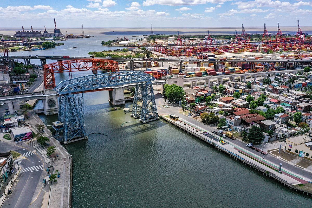 🔵 #OPINION | El fin del Riachuelo

💬 "Después de que la Corte cerrara su participación en la mayor causa ambiental de la historia argentina, el gobierno avanzó con el despido de la mitad del personal de ACUMAR. Lo que fue y será".

✍ <a href="/FedeTrofelli/">Federico Trofelli</a> | buff.ly/pN8J9yr