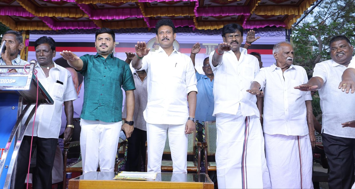 Anbil_Mahesh's tweet image. &quot;ஓயா­மல் உழைத்த தலை­வர் கலை­ஞ­ரின் வழித்­த­டத்­தில், நானும் ஓயா­மல் உழைக்­கி­றேன். அண்­ணா­வின் தம்­பிக்­குக் – கலை­ஞ­ரின் உடன்­பி­றப்­புக்கு ஓய்­வும் இல்லை; சாய்­வும் இல்லை என்ற எண்­ணத்­து­டன் உழைக்­கி­றேன்!&quot; என பெருமையோடு சொன்ன கழகத் தலைவர் - மாண்புமிகு முதலமைச்சர் @mkstalin…