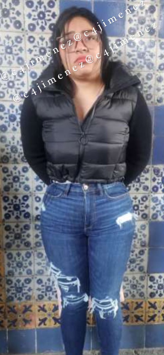 Carlos Jiménez (@c4jimenez) on Twitter photo DETENIDAS por ANDAR ROBANDO en LA MARCHA del #8M2025
Alondra Salgado
Rosa Icela Glz
Una joven las descubrió cuando estaban robando teléfonos celulares a mujeres durante la marcha en <a href="/AlcCuauhtemocMx/">Alcaldía Cuauhtémoc</a>
Agentes de <a href="/SSC_CDMX/">SSC CDMX</a> las detuvieron.
Así acabaron en <a href="/FiscaliaCDMX/">Fiscalía CDMX</a> DETENIDAS por ANDAR ROBANDO en LA MARCHA del #8M2025
Alondra Salgado
Rosa Icela Glz
Una joven las descubrió cuando estaban robando teléfonos celulares a mujeres durante la marcha en <a href="/AlcCuauhtemocMx/">Alcaldía Cuauhtémoc</a>
Agentes de <a href="/SSC_CDMX/">SSC CDMX</a> las detuvieron.
Así acabaron en <a href="/FiscaliaCDMX/">Fiscalía CDMX</a>