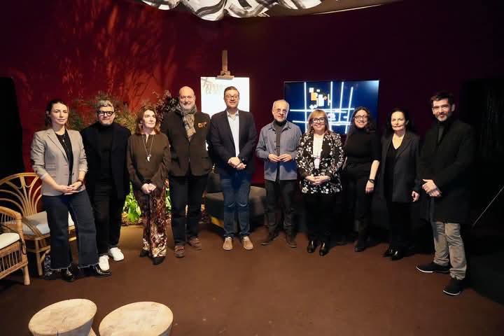 ColRobertoPolo's tweet photo. La nueva Videoteca de Castilla-La Mancha se ha presentado hoy en #ARCOmadrid2025 Un proyecto pionero, “versátil y dinámico”, capaz de generar sueños”, en palabras de Amador Pastor Noheda, consejero de Educación, Cultura y Deportes de la comunidad autónoma. https://t.co/2gC4Kgf2OV