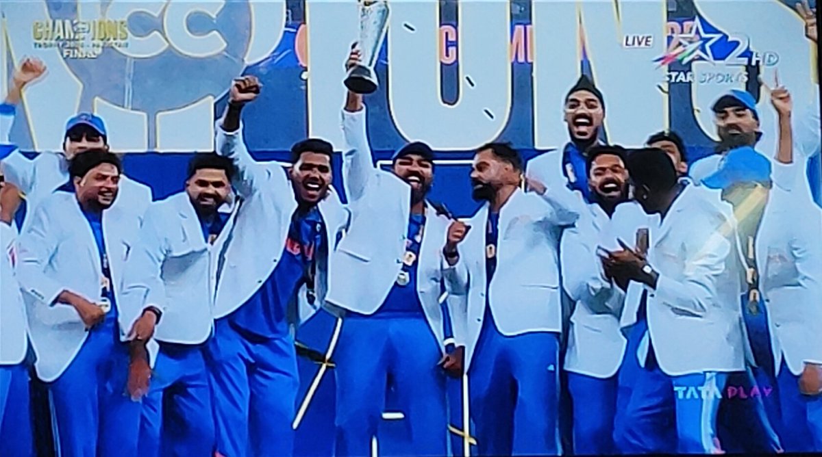 amitstiwari's tweet photo. #ChampionsTrophy2025 #INDvNZ congratulations team India, https://t.co/m1apckCeW5
