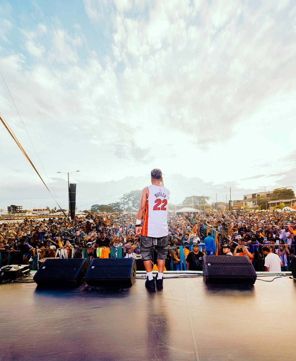 Haciendo palos pa la historia muñeca😂🔥🇪🇨🌎