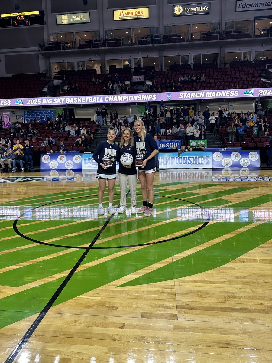 #MSUBobcatsWBB getting honored for their Big Sky Awards pregame. MVP Esmeralda Morales, Coach of the Year Tricia Binford and DPOY Taylee Chirrick.

The no. 1 Cats just tipped vs. UNC and have the early lead. #mtscores <a href="/montanasports/">Montana Sports</a>