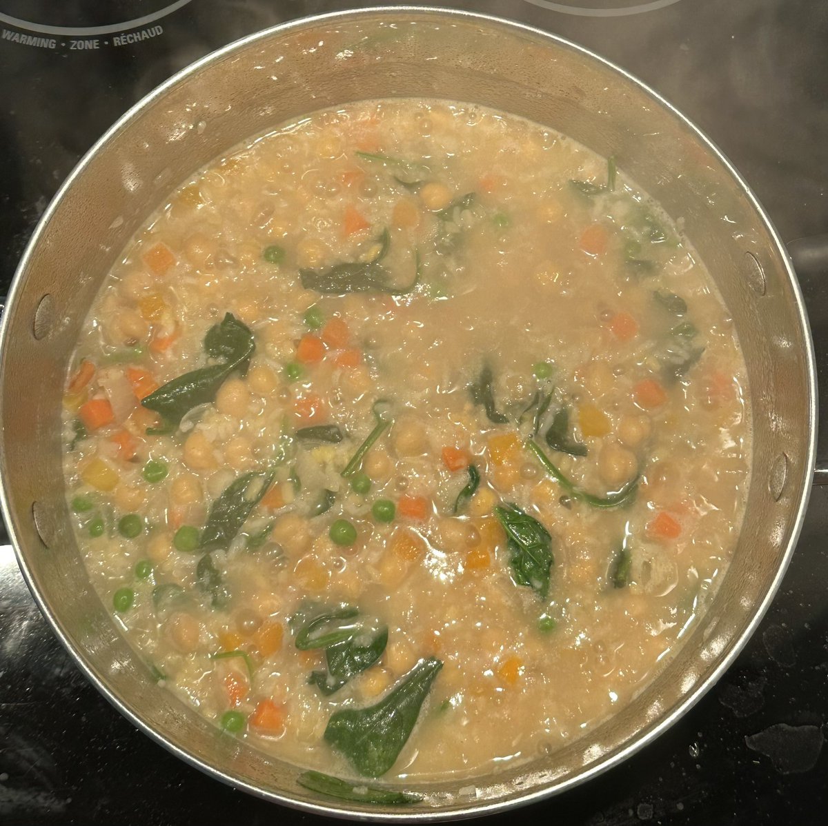 ElevatedBliss's tweet image. is making kitchari and singing along with Krishna Das.

#SundayVibes