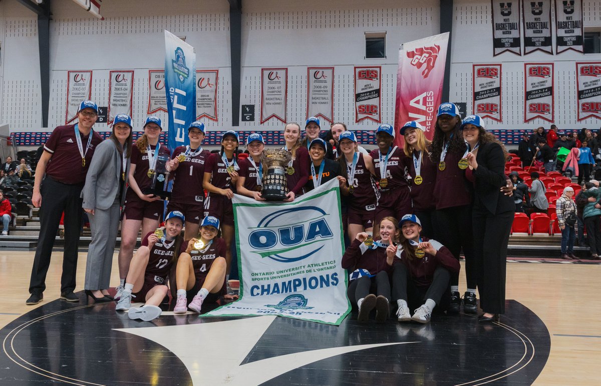 Richard Coffey (@_rich_coffey) on Twitter photo Worth The Wait
@geegeeswbb took down the @curavens 70-61 last night, handing Carleton their first loss in 42 combined <a href="/OUAsport/">Ontario University Athletics</a> & <a href="/USPORTSca/">U SPORTS</a> games and earning the Ottawa Gee-Gees their first Critelli Cup championship since 2012.
📸 from inside the Raven's Nest last night. Worth The Wait
@geegeeswbb took down the @curavens 70-61 last night, handing Carleton their first loss in 42 combined <a href="/OUAsport/">Ontario University Athletics</a> & <a href="/USPORTSca/">U SPORTS</a> games and earning the Ottawa Gee-Gees their first Critelli Cup championship since 2012.
📸 from inside the Raven's Nest last night.