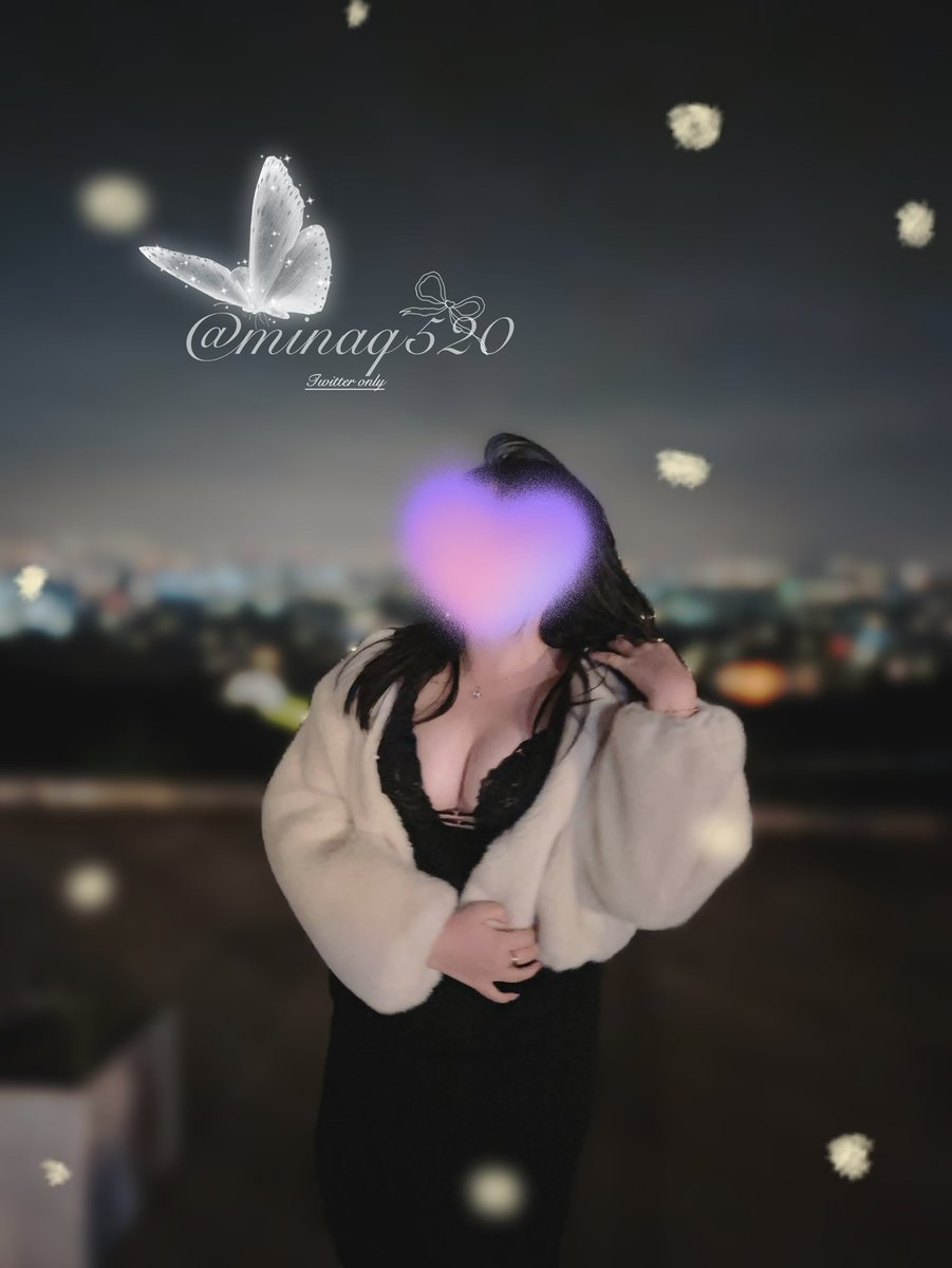 夜色很美、路燈很亮

夜晚的城市、是一張無聲的畫布

慢慢走沿途有風景和喜歡露出的我

<a href="/lovebaby0525/">老祐♡𝓜𝓲𝓷𝓪</a> 
#露出女友 
#城市晚安
#不管夜晚多晚
#總有風景可賞