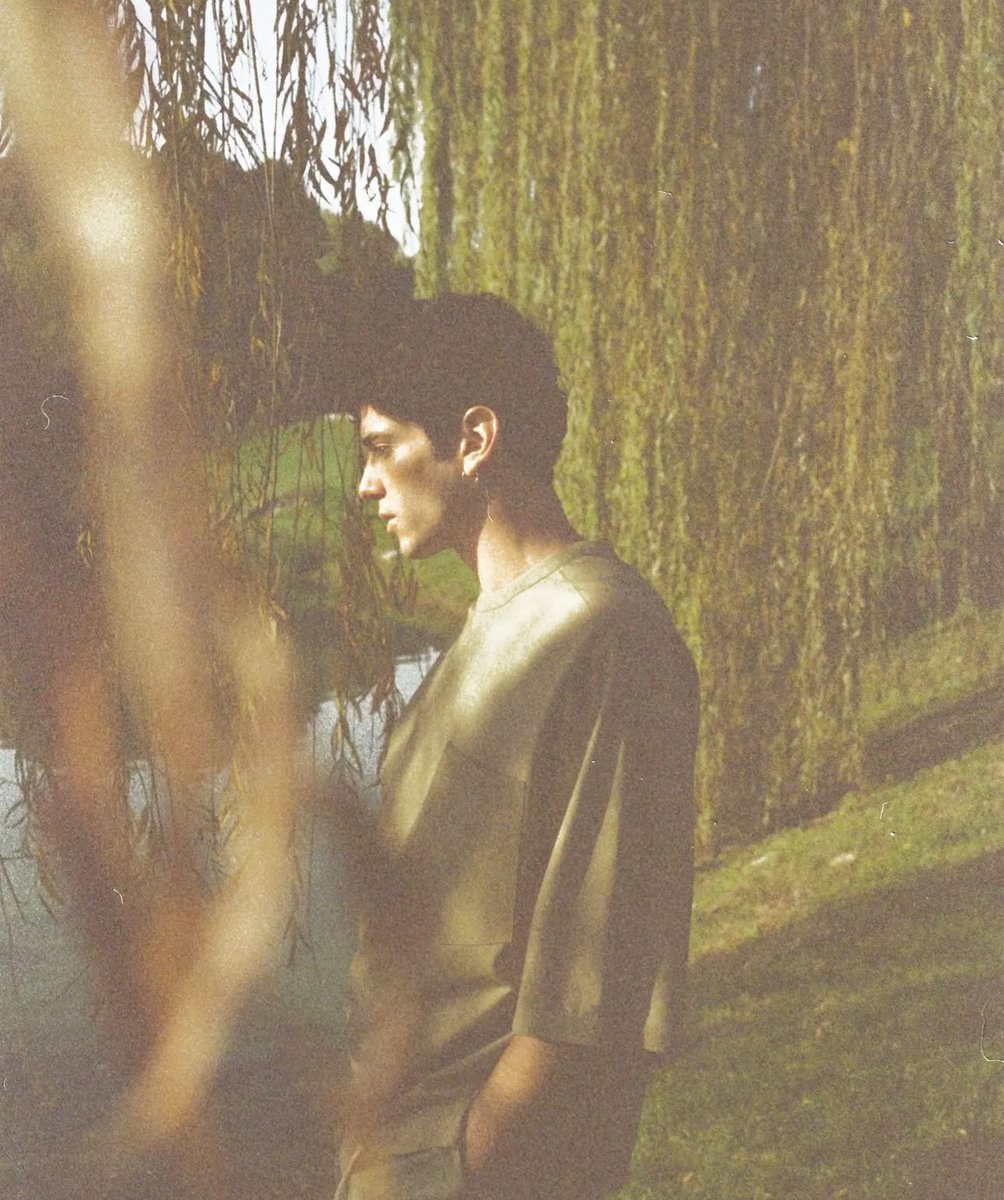 vojcehar's tweet image. — #socmed #simuel #au 

simone e manuel si incontrano nel negozio di fiori dove il primo lavora e dopo un colpo di fulmine iniziano a corteggiarsi utilizzando tutti i fiorellini carini 🌸💐🌷🌺🌻