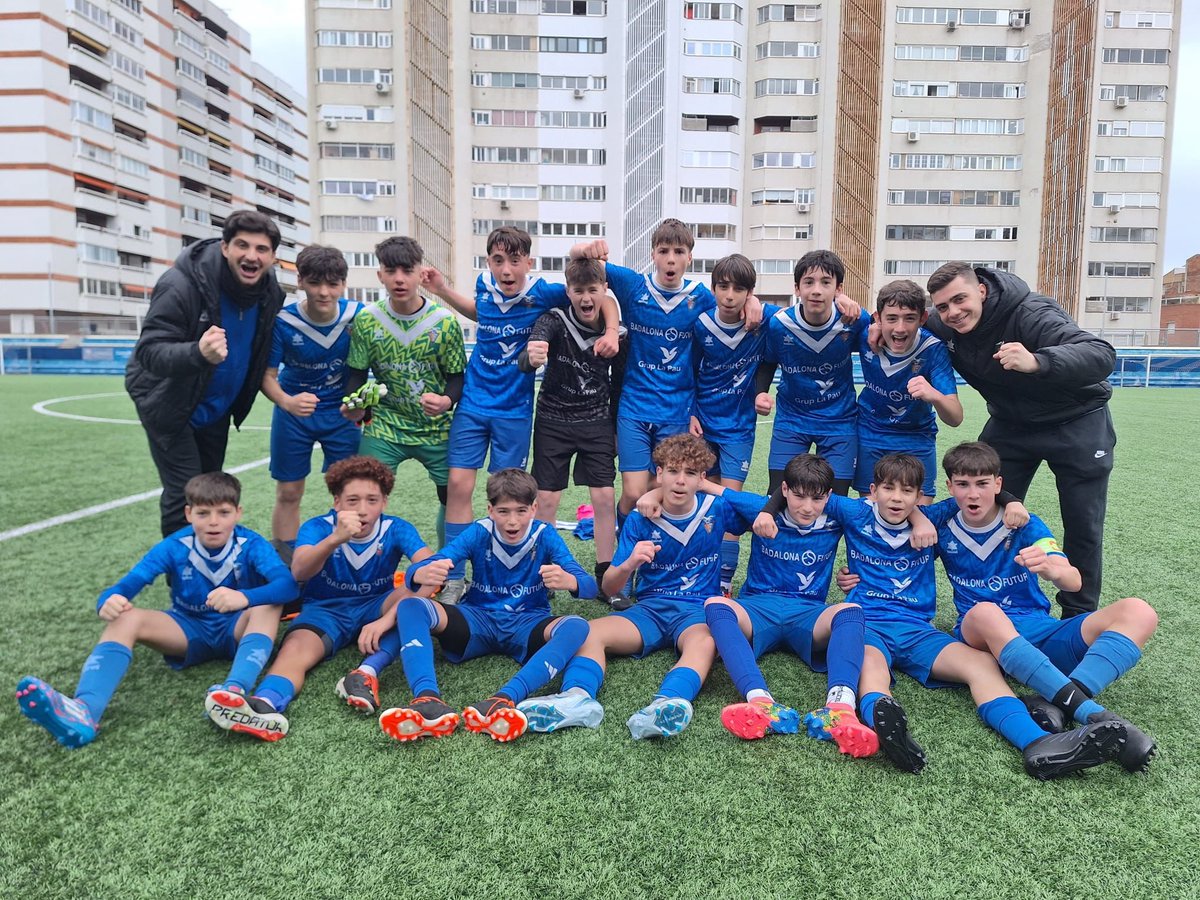 Victòria contundent de l’IBS14! (1-4) 💙🔥
Partidàs de l’equip durant els 70 minuts, increïble actuació de tots. A seguir!

#CiutatDeBadalona