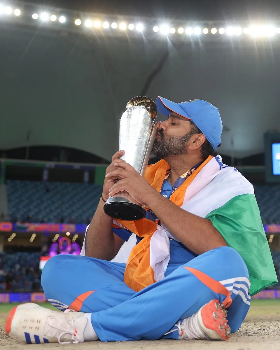 AKARSFA's tweet photo. Congratulations Team India 🇮🇳💙

Proud of you boss @ImRo45 💙💪🏻 https://t.co/0NHnFZgAOi