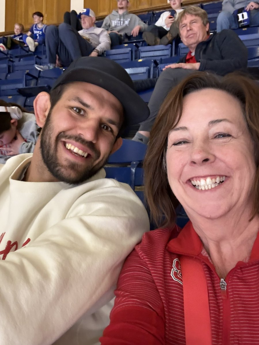 Tisa Harless Futch🌸 (@mrsfutchmath) on Twitter photo Just hanging out with a two time national champion and a really great person! <a href="/NGWIZZZ/">Nick Gwiazdowski</a> Just hanging out with a two time national champion and a really great person! <a href="/NGWIZZZ/">Nick Gwiazdowski</a>