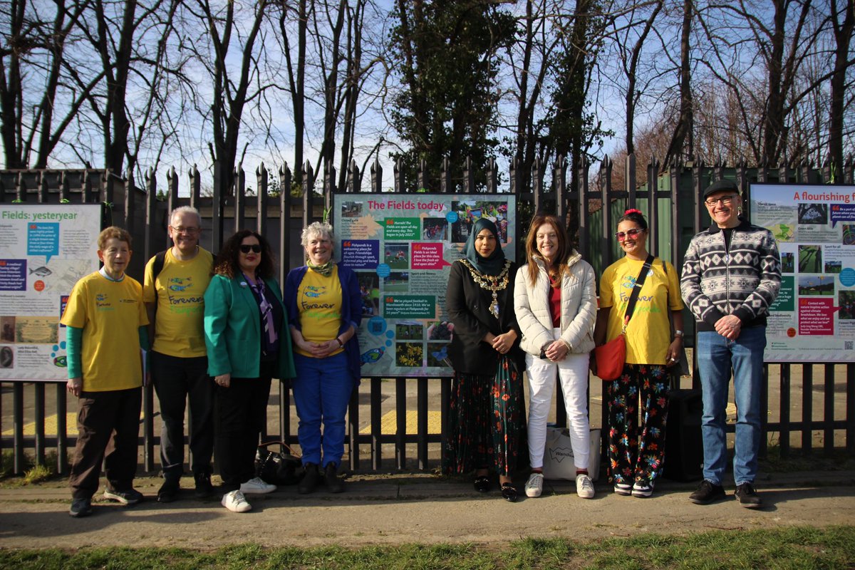 FFishponds's tweet image. The Fishponds history boards were finally unveiled yesterday by @WandsworthMayor Cole Sana Jafri Thank you to everyone who made it such a special day. Come along to see them for yourself. The field is open daily 9-4pm @tootingnewsie