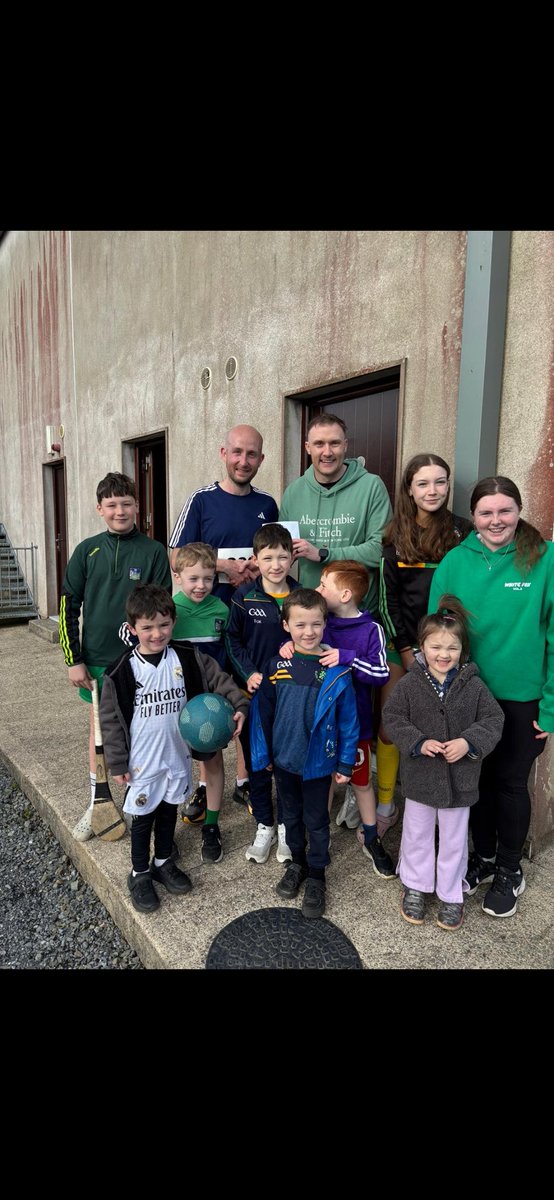 GAABallylanders's tweet image. A huge tank you to everyone who supported our annual BILL FOX MEMORIAL RUN this morning in glorious sunshine 

1st Male - Declan Walsh 39:55
2nd Male - Kevin O’Brien 41

1st Female - Deidre Bailey 49:44
2nd Female - Niamh Kennedy 51:39

Davey Noonan won the Armagh Jersey.